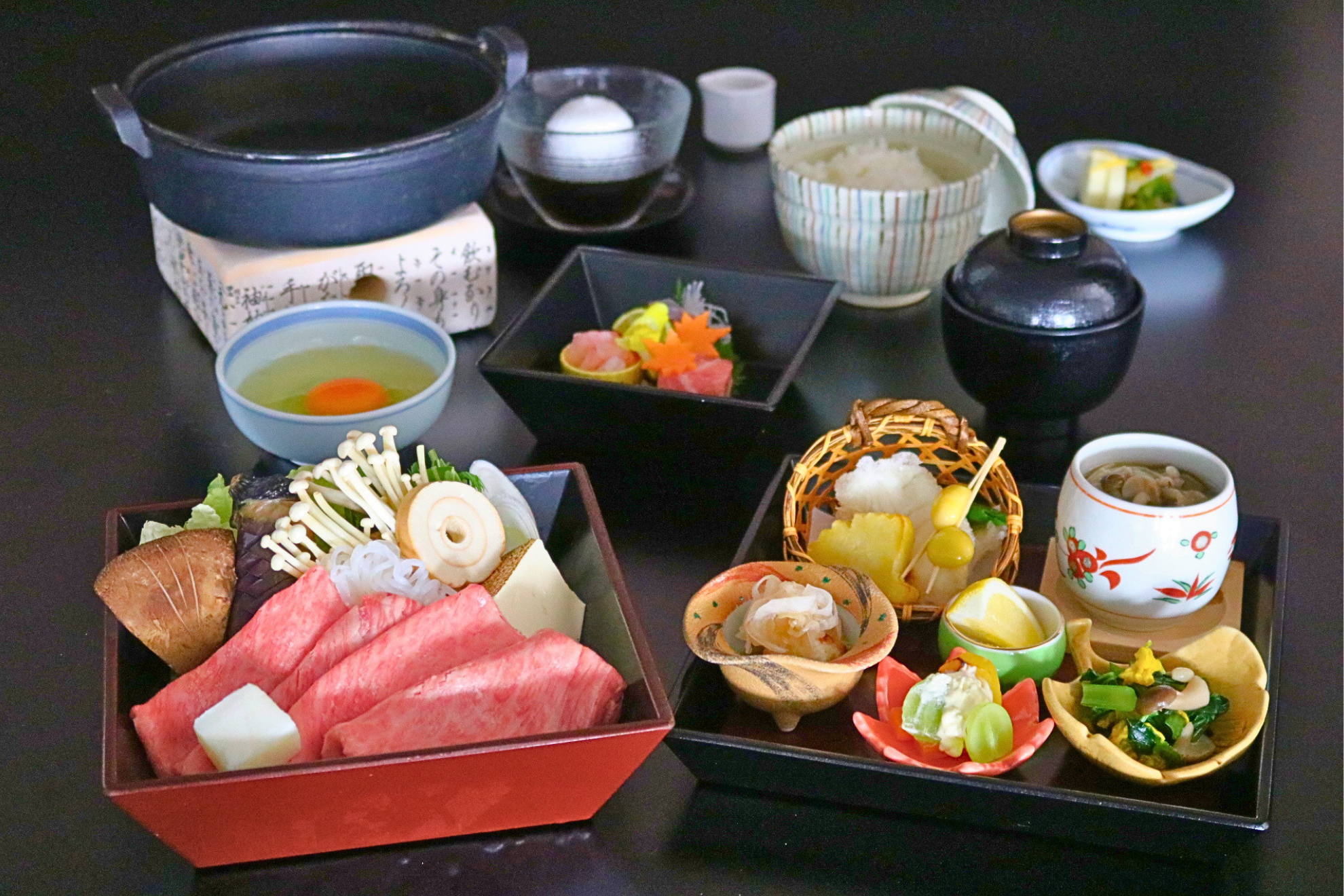 和牛すき焼三段重